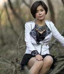 Charlotte Zhao, 40 years old, Bisexual, Woman, Szeged, Hungary